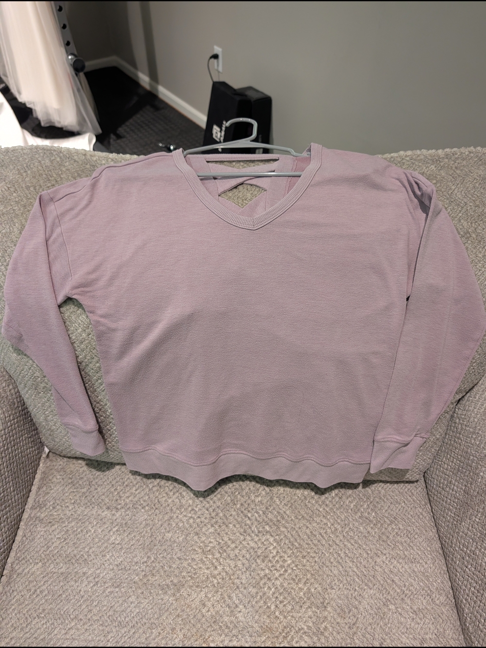 Balance Collection Light Mauve Knit V-Neck Sweater